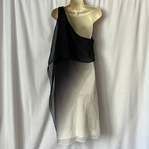 Halston Heritage NWT STUNNING One Shoulder Black Ombré Dress **Size 8** 🔥🔥 - Picture 2 of 6